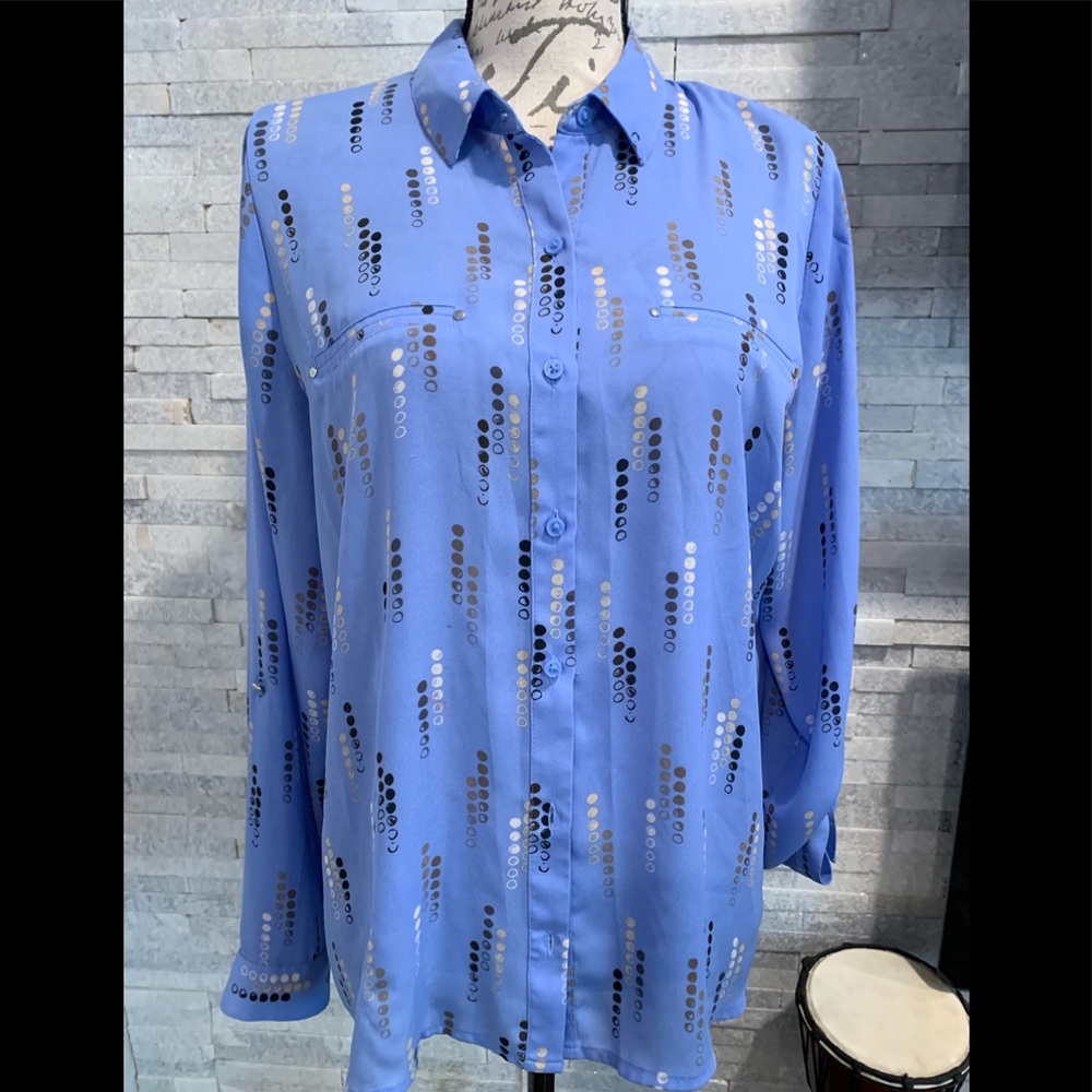 5 for $25 Shirt Bottom down size Large
